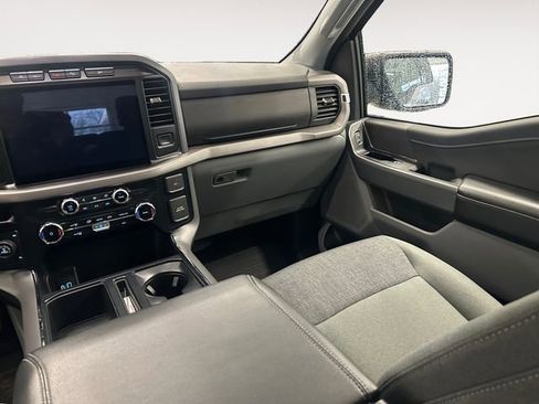 Used 2024 Ford F150 XLT w/ FX4 Off-Road Package image 11