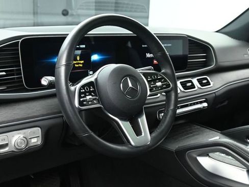 Used 2022 Mercedes-Benz GLS 450 4MATIC image 28