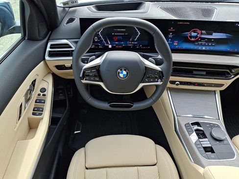 Certified 2025 BMW 330i xDrive Sedan w/ Premium Package AWD/4WD image 12