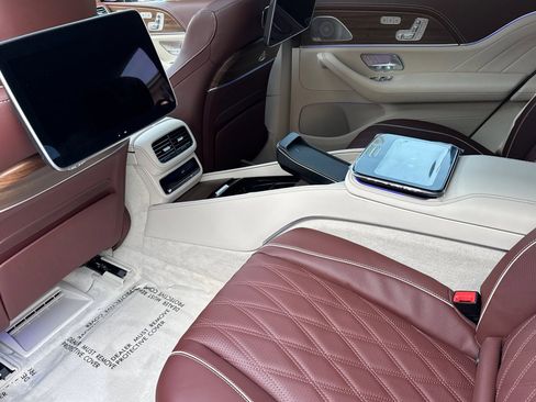 New 2026 Mercedes-Benz Maybach GLS 600 4MATIC image 20