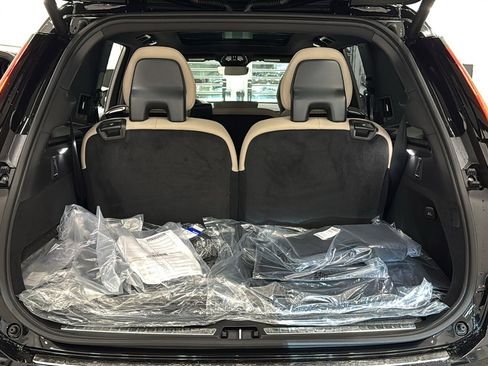 New 2026 Volvo XC90 T8 Plus image 31