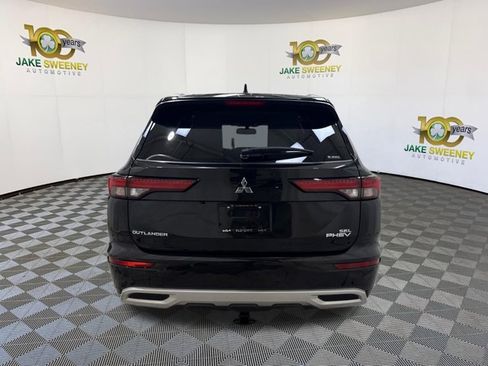 Used 2023 Mitsubishi Outlander SEL AWD/4WD image 9