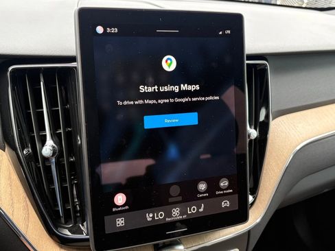 New 2026 Volvo XC60 B5 Plus w/ Protection Package Premier image 15