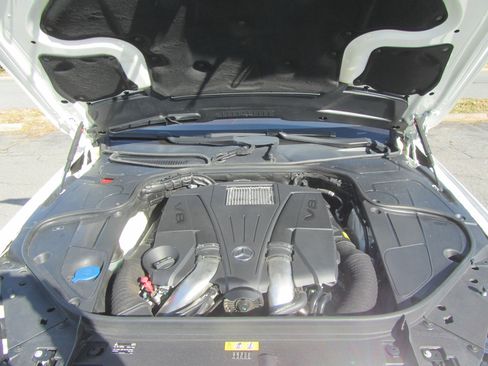 Used 2015 Mercedes-Benz S 550 Sedan image 26