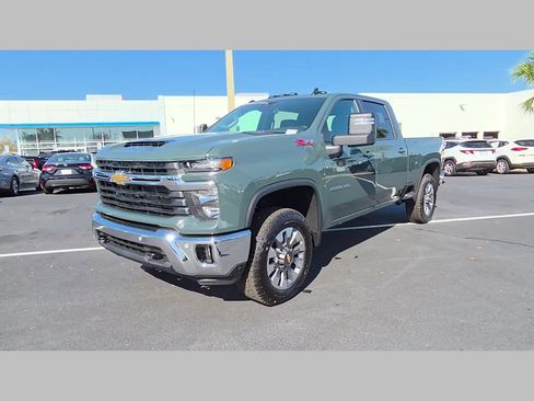 New 2026 Chevrolet Silverado 2500 LT w/ All Star Edition image 16
