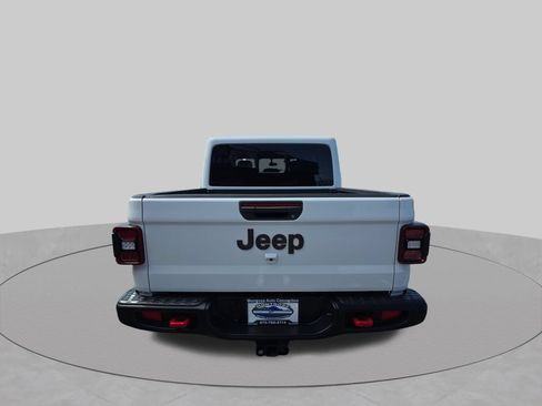 Used 2023 Jeep Gladiator Rubicon w/ LED Lighting Group AWD/4WD image 8