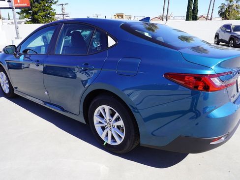 Certified 2026 Toyota Camry LE image 5