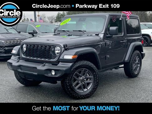 Certified 2025 Jeep Wrangler Sport image 1