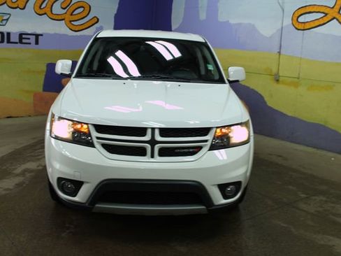 Used 2017 Dodge Journey GT w/ Driver Convenience Group FWD image 6