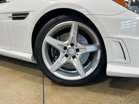 Used 2016 Mercedes-Benz SLK 300 image 18
