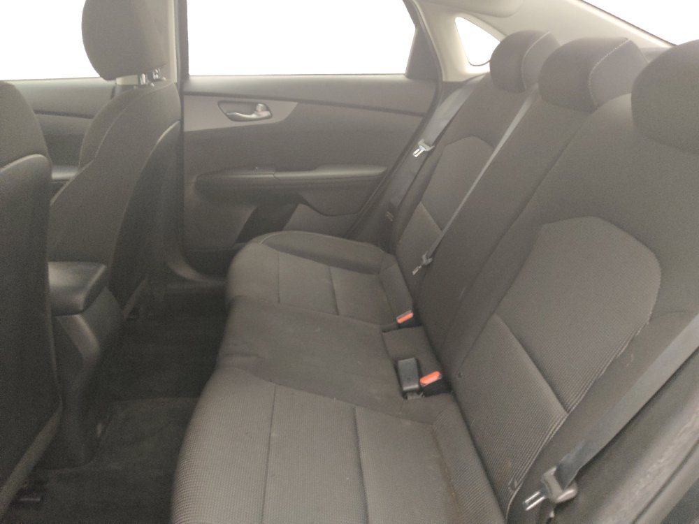 Used 2019 Kia Forte LXS FWD image 18