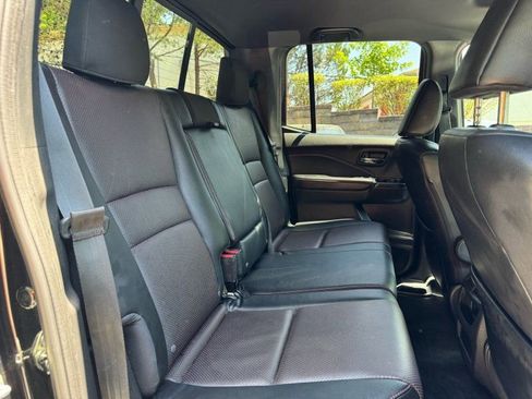 Used 2017 Honda Ridgeline Black Edition image 18