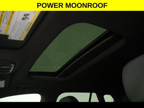 New 2026 Chevrolet Trax RS w/ Sunroof Package FWD image 3