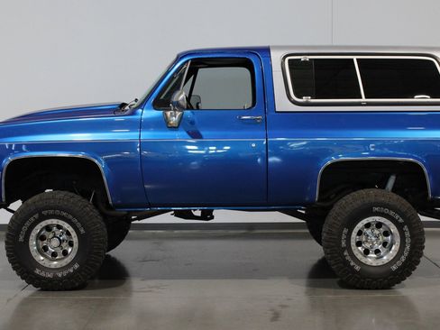 Used 1987 Chevrolet Blazer 4WD image 25