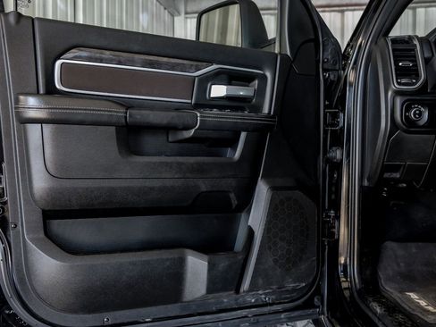 Used 2024 RAM 2500 Big Horn w/ Bed Utility Group image 39