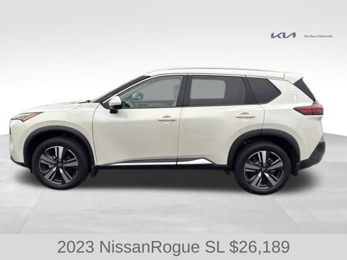 Used 2023 Nissan Rogue SL image 5