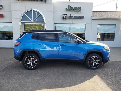 New 2026 Jeep Compass Limited image 10