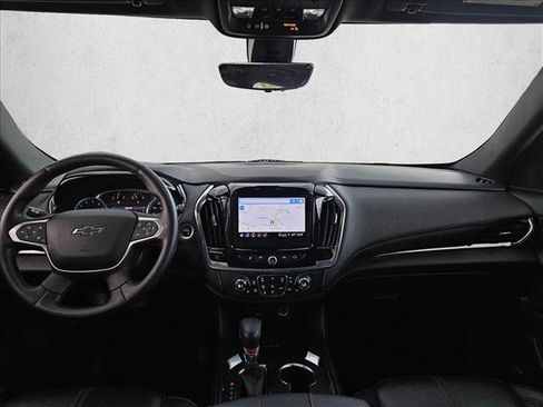 Used 2023 Chevrolet Traverse RS image 24