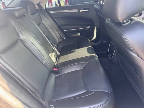 Used 2020 Chrysler 300 Touring L w/ Value Package RWD image 16