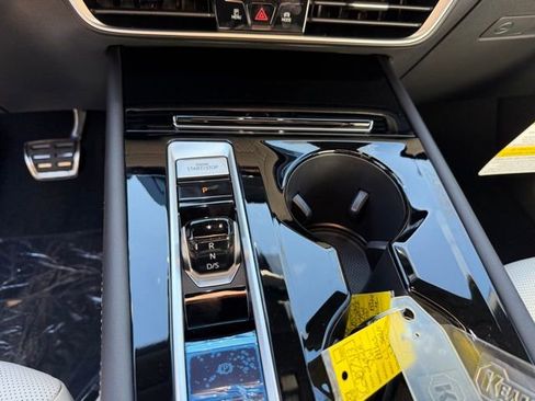 New 2026 Volkswagen Atlas Cross Sport SEL Premium R-Line AWD/4WD image 22