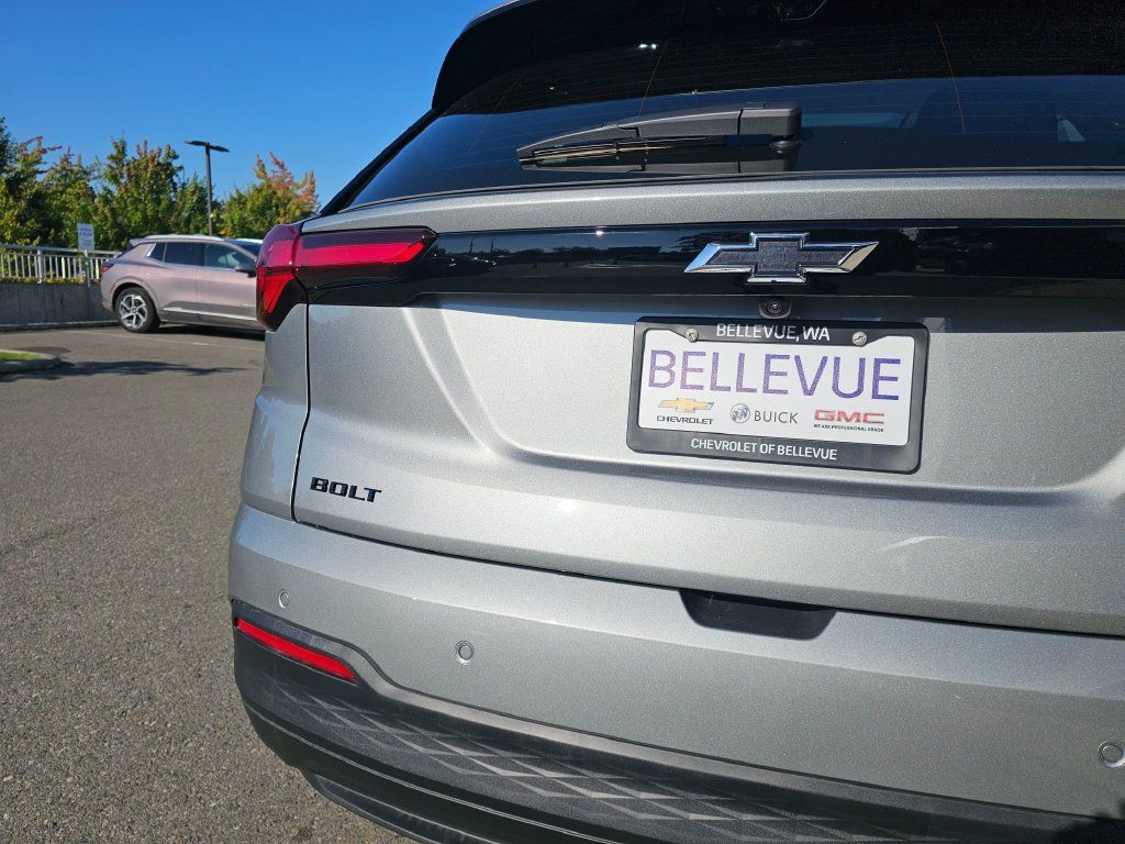 New 2027 Chevrolet Bolt RS w/ Technology Package FWD image 16