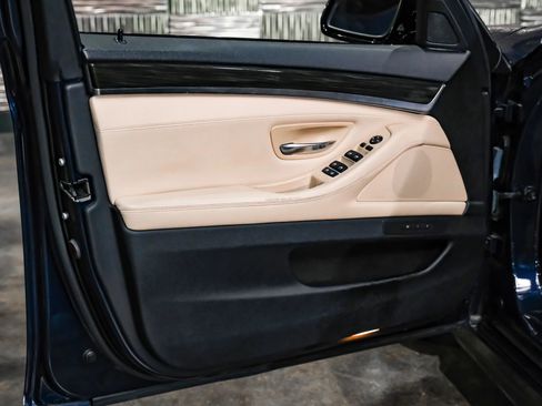 Used 2016 BMW 528i Sedan RWD image 41