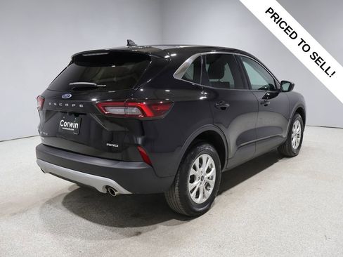 Used 2023 Ford Escape Active AWD/4WD image 2