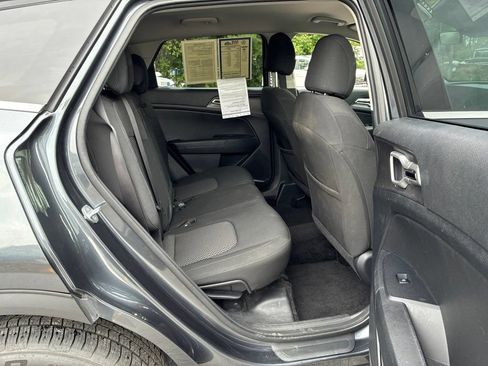 Used 2023 Kia Sportage LX AWD/4WD image 43