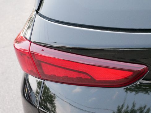 Used 2023 Hyundai Kona Limited image 17