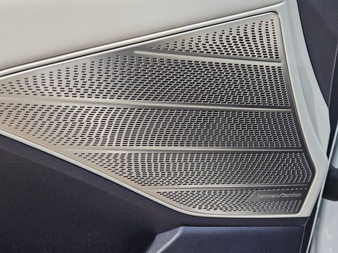 Used 2025 Hyundai Palisade Calligraphy AWD/4WD image 23