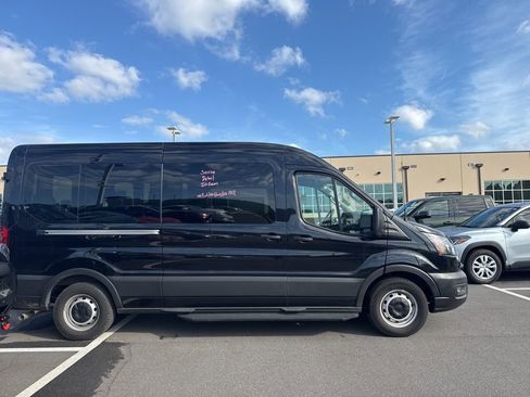 Used 2023 Ford Transit 350 XL image 2