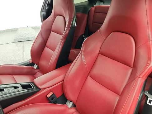 Used 2014 Porsche 911 Turbo S image 21