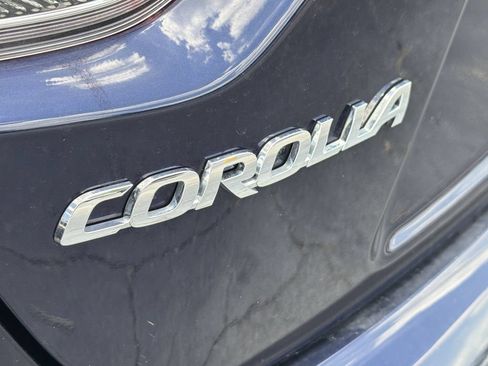 Used 2020 Toyota Corolla LE FWD image 25