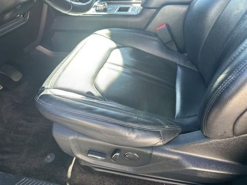 Used 2018 Ford Expedition Max Limited image 12