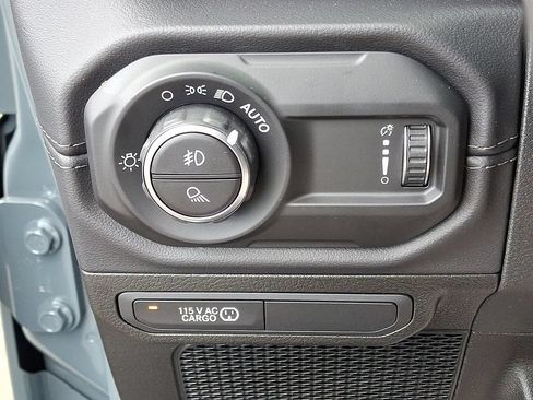 New 2026 Jeep Gladiator Rubicon AWD/4WD image 19