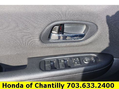 Certified 2019 Honda HR-V LX image 21