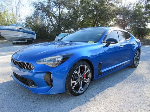 Used 2018 Kia Stinger GT image 2