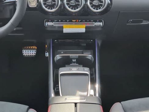 Used 2026 Mercedes-Benz GLA 250 image 30