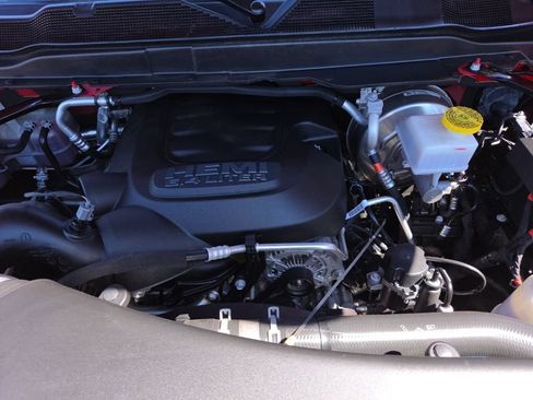 Certified 2026 RAM 2500 Big Horn AWD/4WD image 32