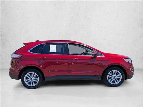 Used 2015 Ford Edge SEL w/ Equipment Group 201A AWD/4WD image 4