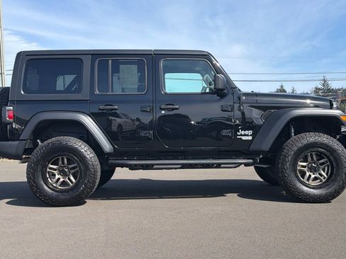 Used 2020 Jeep Wrangler Unlimited Sport S AWD/4WD image 2