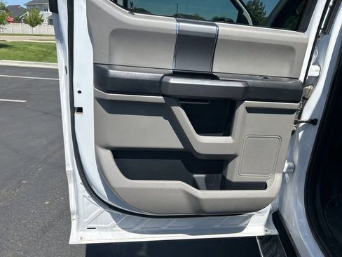 Used 2020 Ford F150 XLT w/ Equipment Group 302A Luxury AWD/4WD image 8