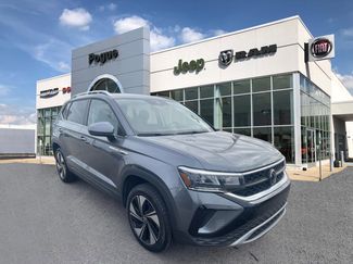 Used 2024 Volkswagen Taos SE video 1