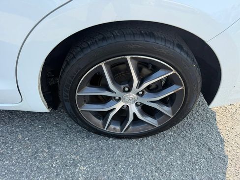Used 2021 Acura ILX w/ Premium Package FWD image 9