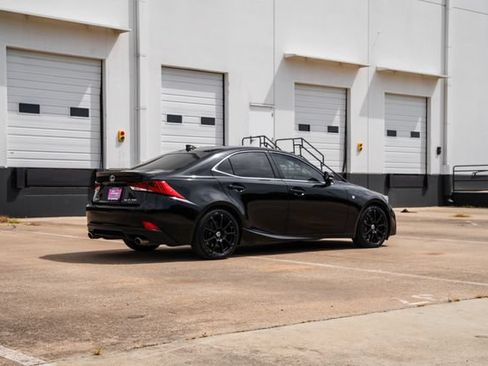 Used 2017 Lexus IS 300 F Sport w/ F Sport Package AWD/4WD image 21