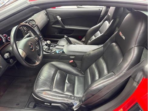 Used 2008 Chevrolet Corvette Z06 w/ Preferred Equipment Group RWD image 12