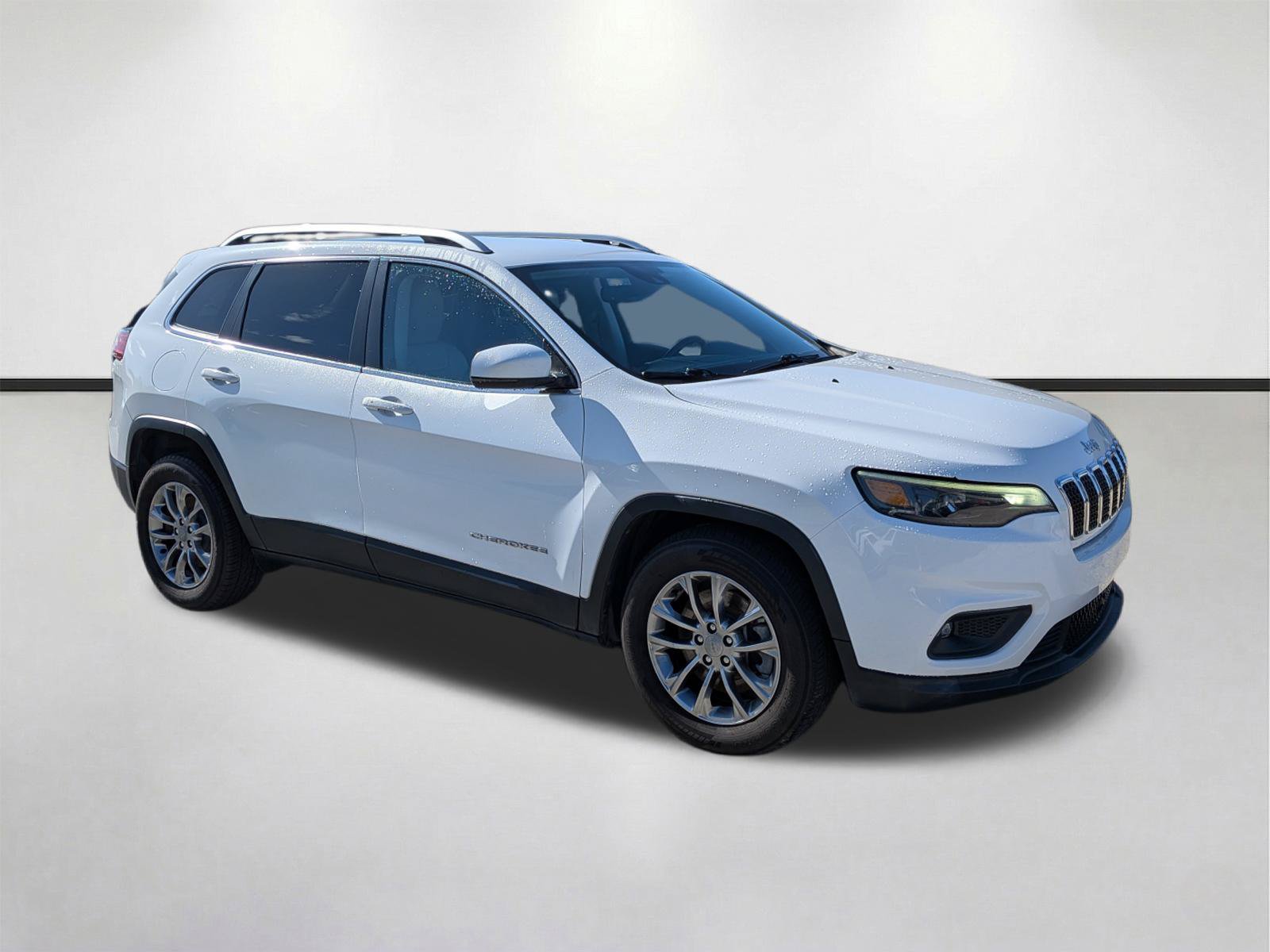 Used 2021 Jeep Cherokee Latitude Lux w/ Comfort/Convenience Group FWD image 2