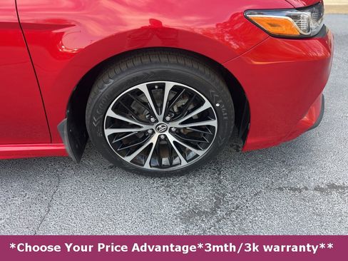 Used 2019 Toyota Camry SE image 12