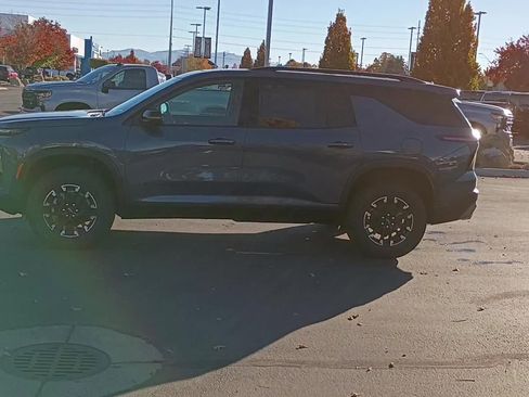 New 2026 Chevrolet Traverse Z71 w/ Enhanced Driving Package image 5