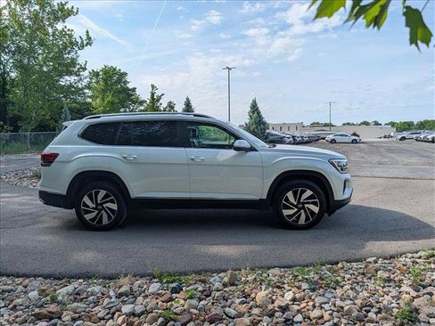 Certified 2025 Volkswagen Atlas SEL AWD/4WD image 6